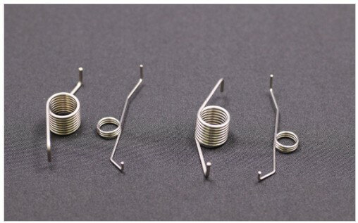 パナソニック Panasonic 36Lスプリングバネ右用新旧セット【SE5107323】SE5107317の代替品