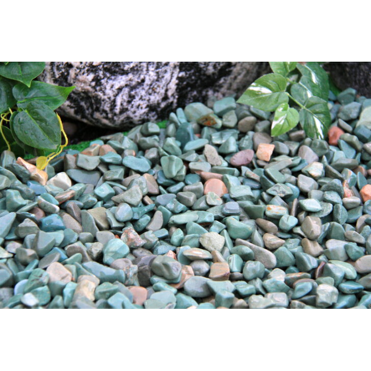 庭石 玉砂利 10kg 天然石 エメラルドグリーン (緑玉石) 洋風ガーディング　選べる 3サイズ 3分(12~16mm) 5分(15～20mm)　8分(22～30mm)