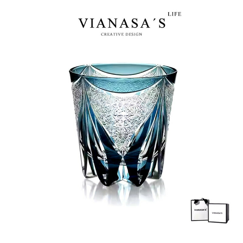 切子手彫りガラス 純青 澄んだ湖の青 ウイスキー ワイングラス 記念品 父 母 上司 日本酒 ビア お祝い 記念品 クリスマス 新年 ギフト 高級感 プレゼント