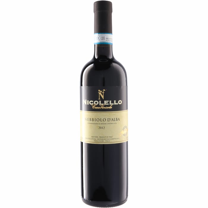 〇カーサ ヴィニコラ ニコレッロ ネッビオーロ ダルバ  750ml 赤Casa Vinicola Nicolello Nebbiolo d'Alba