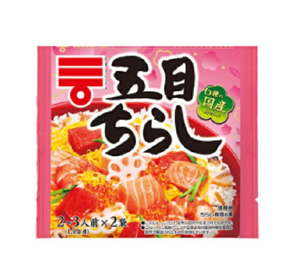 6種類の国産具材を使用した、彩り鮮やかなちらし寿司の素です。ご飯に混ぜるだけの手軽さでちらし寿司が出来上がります。甘味・酸味・塩味・旨味のバランスのよいおいしさにこだわった酢飯の味なので、普段のお食事からハレの日には色々なトッピングをして、家族みんなでお楽しみいただけます。2〜3人前×2袋入りです。 栄養成分値（可食部100gあたり） 商品 エネルギー 144kcal 炭水化物 28.4g タンパク質 2.6g ナトリウム 2110mg 脂質 2.4g 食塩相当量 5.4gミツカン,合わせ,ちらし,具入り,食欲増進,酢飯,鶏肉,満足,晩御飯,おいしい,食卓,ひなまつり,お弁当,運動会,遠足