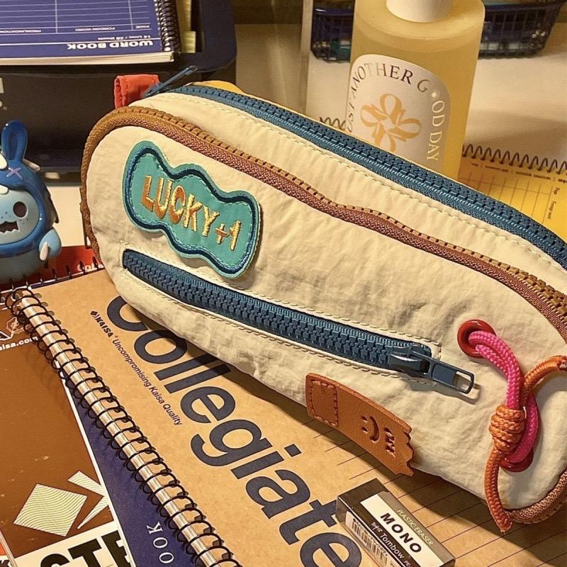 펜 케이스 귀여운 고등학생 대학생 초등학생 봉제인형 비스킷 펜포치 필기 용구 붓 상자 붓 넣어 화장 파우치 세련된 인스 빛나 옐로우 브라운 중학생 한국 입원 상품 자수