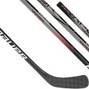 商品名 2023-2024モデル BAUER VAPOR LEAGUE GRIP インター ワンピーススティック 商品説明 バウアー人気シリーズべーパーシリーズがモデルチェンジ！ バウアーヴェイパーリーグは、最高のパフォーマンスと快適さのために設計されたプロの15Kカーボンアイスホッケースティックです。 モノコンプ構造で、ワンピースで作られています。同時に、撮影時に優れたフィーリングを提供します。 UDカーボンファイバーコアは、プレー中の安定性とダイナミックなフィードバックを向上させます。 その軽量構造により、コントロールを失うことなく素早い動きをすることができます。 ハイパーコアブレードテクノロジーを使用すると、フィット感が向上し、精度が向上し、撮影動作が耐久性が向上します。 ※こちらの商品は 【日時指定不可】【後払い不可】となります！ ※ご注文に関する重要なお知らせ※ 　ご注文頂きます商品は、全ての在庫を保証するものではございません。 　弊社は他WEBサイト、また実店舗において店頭販売を行っております。 　ご注文可能な状態でも、店頭・メーカーにて実際には完売となっている場合がございます。 　商品をご用意出来ない場合、ご注文をキャンセルさせて頂く場合もございます。予めご了承ください。 SPEC&nbsp; ● ライン：ベーパー ● クラス：エリートモデル ● 長さ：インター57インチ/約145cm ● 硬さ：65フレックス ● キックポイント：ローキックポイント