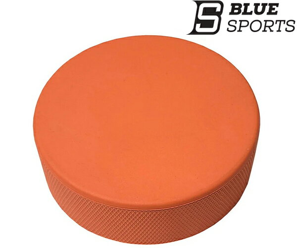 商品名 BLUESPORTS/ブルースポーツ ORANGE PUCK ウエイトパック 　アイスホッケー小物 商品説明 ウエイトパックは、その名の通り通常より重いパックです。 このパックで練習することによって、より強力なシュートや、コントロール、スピード、テクニックを高めることが出来ます。 重さ・約283g (10oz) 　素材・硬化ゴム ※メール便対応は3個までとなります 　※ご注文に関する重要なお知らせ※ 　ご注文頂きます商品は、全ての在庫を保証するものではございません。 　弊社は他WEBサイト、また実店舗において店頭販売を行っております。 　ご注文可能な状態でも、店頭・メーカーにて実際には完売となっている場合がございます。 　商品をご用意出来ない場合、ご注文をキャンセルさせて頂く場合もございます。予めご了承ください。