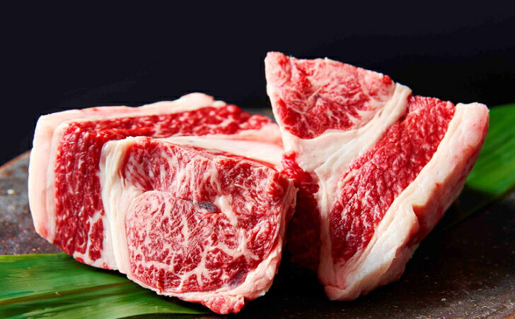 産地直送 近江牛 煮込み用 牛スネ肉 ブロック 1kg お中元 ギフト 国産 牛すね肉 カ...