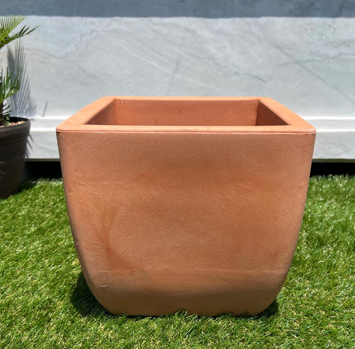 イタリア製プランター ベローナ テラコッタ □30cm H28cm 10号相当 VERONA30 樹脂製 軽量 フラワーポット 深鉢 スクエア 鉢カバー おしゃれ 軽い プラスチック 四角形 深型 植木鉢 屋外 大型 中型 正方形 屋内 観葉植物 鉢植え 【特別セール品】