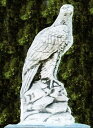 イタリア製動物像（ガーデン オーナメント） 構える鷹 PapiniAgostino Art.647 ホーク 置物 ファルコン