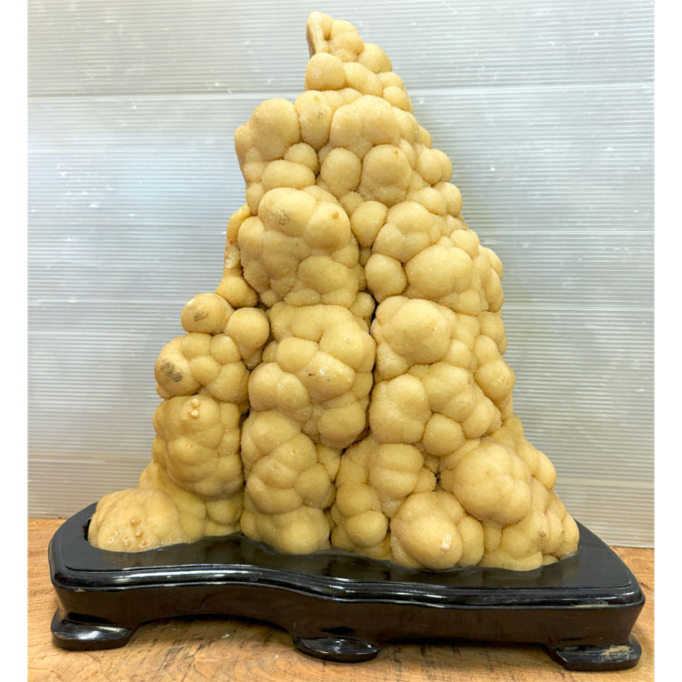 大自然が作り出した唯一無二の神秘な石 鍾乳石 【35】 高さ約50cm 幅約44cm 自然石 希少 盆石 鍾乳洞 スタラクタイト 天然石 鑑賞石 パワーストーン 景石 stalactite 自然の芸術! 台付き 飾り石 銘石