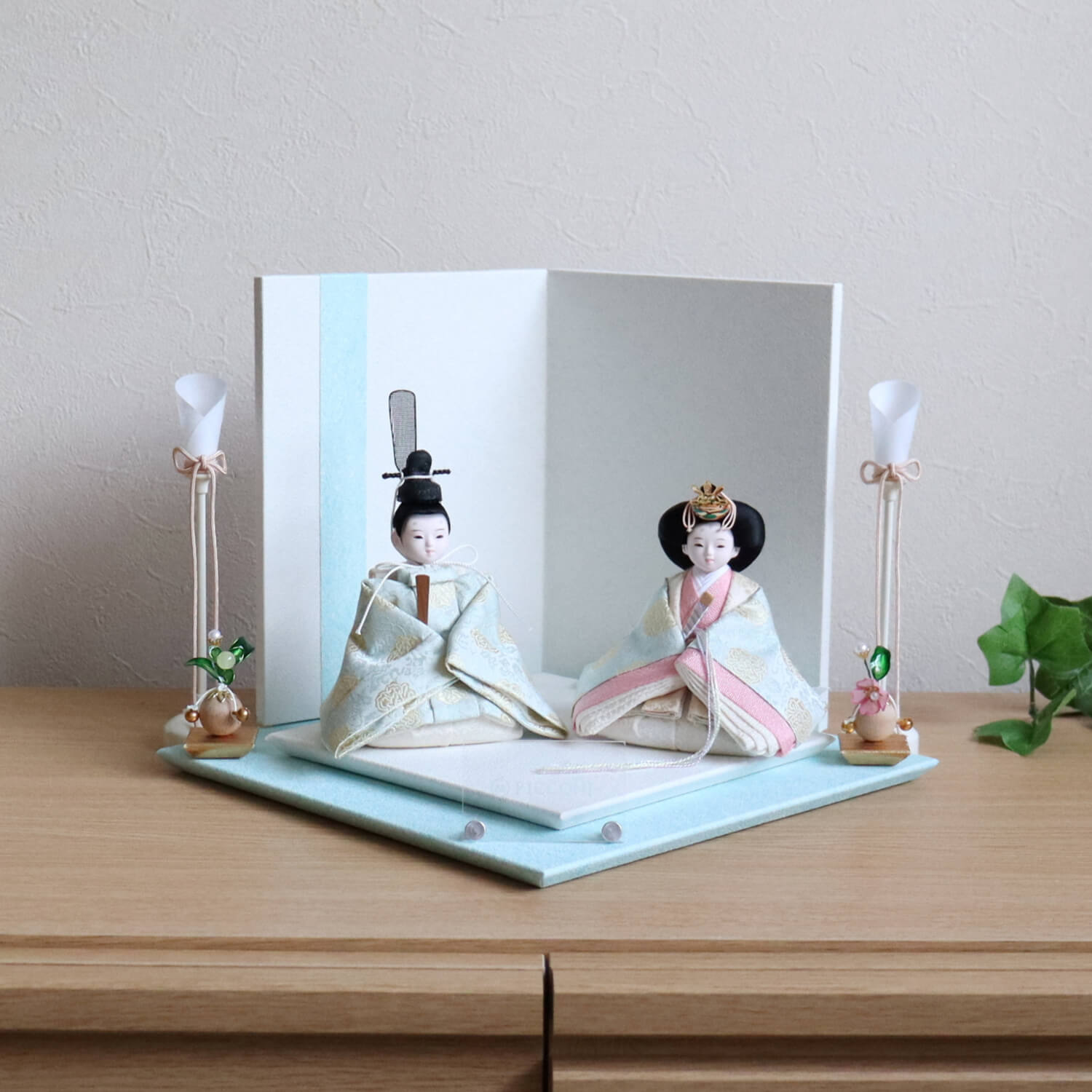 【年末最後の大感謝祭】全品P10倍★12/19-26 雛人形 コンパクト モダン おしゃれ インテリア ひな人形 おひなさま 小西実 PICCONI 葵-あおい- Kiraraおすべらかし 京製正絹西陣織 かわいい お雛様 雛 親王飾り 増村人形店 MMN0422