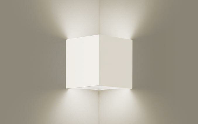 パナソニック(Panasonic) 壁直付型 入隅コーナー用 LEDランプ交換型ブラケット LGB81006 (LEDフラットランプ(φ70)別売・GX53-1)