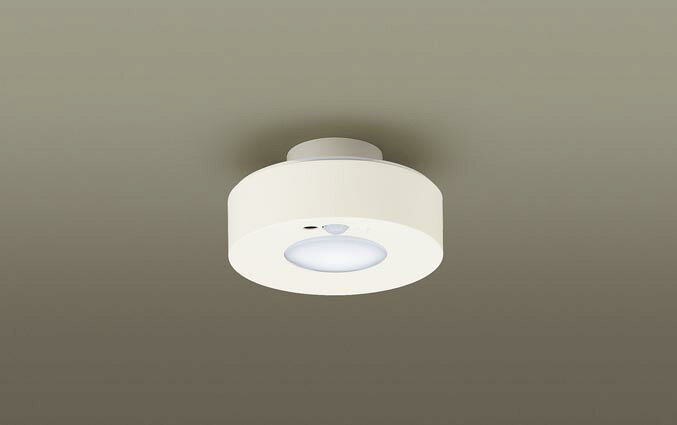 天井直付型　LED（昼白色）　トイレ灯　60形電球1灯相当・拡散タイプ　FreePa・ON/OFF型・明るさセンサ付LED内蔵 ●電源ユニット内蔵 ●LED（昼白色タイプ） ●WΦ126・H74 ●NaPiOn・明るさセンサ付 ●壁スイッチ切替（センサ←→連続点灯） ●点灯照度・点灯保持時間調整機能付 ●消灯お知らせ機能付 ●調光操作不可取付方法[シーリングユニ] 各種引掛シーリング/引掛ローゼットにワンタッチで取付可能