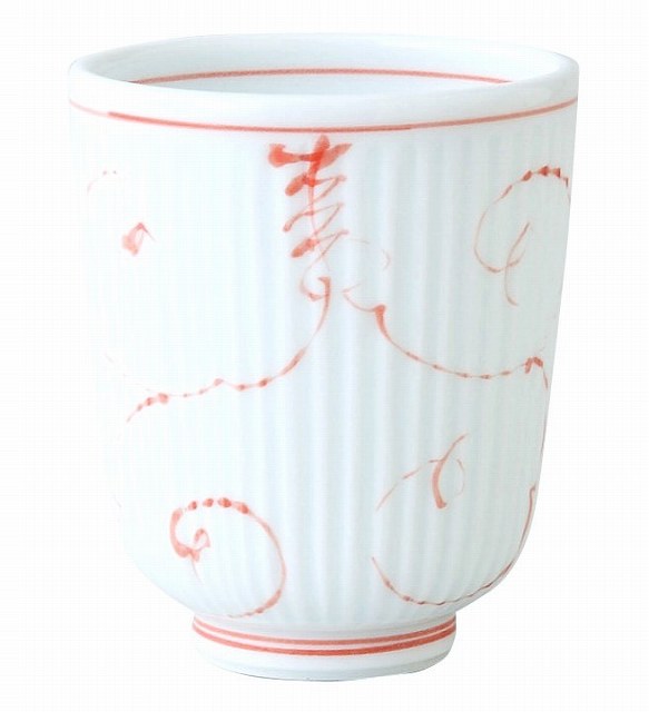 波佐見焼 唐草ぶどう(赤・小)軽量湯呑 軽い/軽量【湯のみ】【湯飲み】【ゆのみ】【和食器】プレゼント ギフト 贈リ物 祝 お祝い 記念品