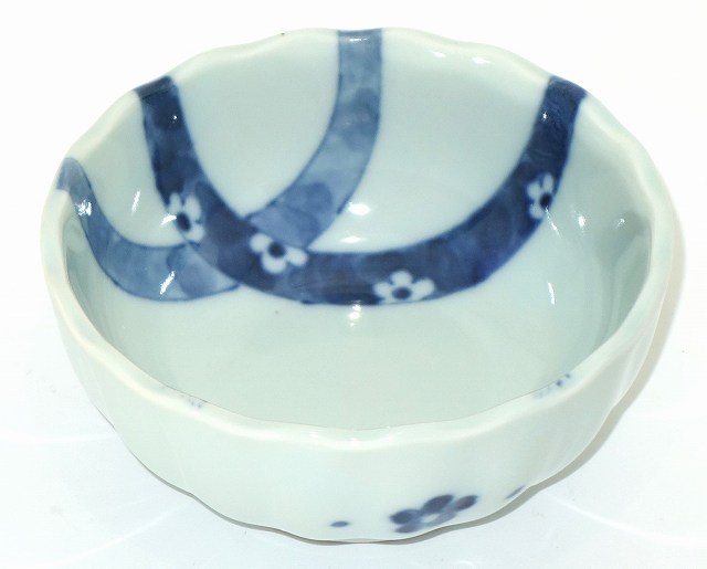 Rakuten - 美濃焼 たすき梅(3.0) 小鉢 鉢 小付 和食器 食器 陶器プレゼント ギフト 贈リ物 祝 お祝い 記念品