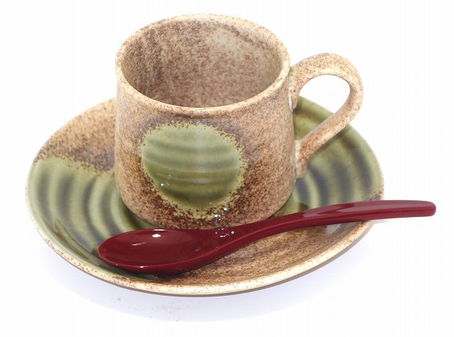 多彩食器ギフト Misakiyaの◆お値打ち商品◆美濃焼 伊賀丸紋織部 六兵衛窯 コーヒーカップソーサー5客セット スプーン付 日本製 5客碗皿セット 和食器 食器 お値打ち 安い コーヒーカップ プレゼント ギフト 贈リ物 セット 食器 キッチン 台所 お洒落 おしゃれ オシャレ 綺贈り物 祝 お祝い 記念品｜アングル2