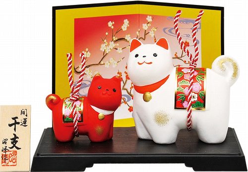 Rakuten - 開運紅白戌親子2018年 平成30年 戌 犬 いぬ年人形 置物 縁起物 正月飾り 迎春飾り 干支飾り ギフト 贈リ物 祝 お祝い 記念品