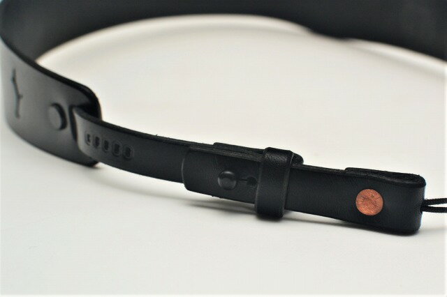 CRUD　クルード　" CAMERA STRAP "　カメラ レザーストラップ　col.BLACK