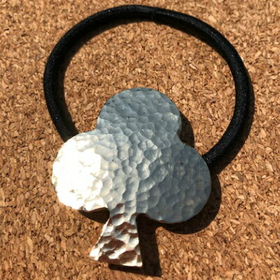 真鍮製ヘアゴム クローバー 1ヶ ヘアゴム 真鍮製 クローバー CLOVER トランプ テクスチャー加工 髪ゴム アクセサリー 日本製