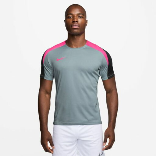メール便発送可 ナイキ ストライク Dri-FIT ショートスリーブ サッカートップ FN2400-395 サッカーシャツ(半袖/練習着) メール便発送可 ナイキ ストライク Dri-FIT ショートスリーブ サッカートップ FN2400-395 サッカーシャツ(半袖/練習着)
