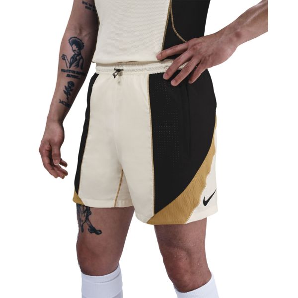 メール便発送可 ナイキ ストライク＋ Dri-FIT サッカーショートパンツ HJ4192-110 サッカーウェア(半ズボン/ハーフパンツ) ペールアイボリー