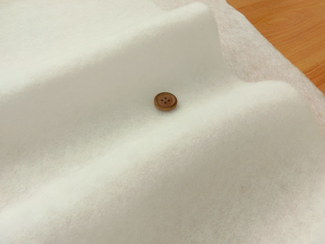 【1mカット】ムラなく接着！ スパイダー接着キルト芯≪片面接着≫【120g】※100cm幅×1mカット　ポリエステル100％