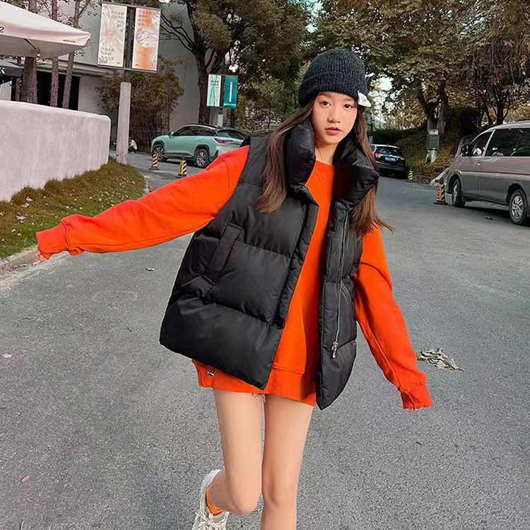 レディース 中綿ベスト ライトアウター 前開き ベスト 立ち襟 秋冬 キルティング トップス 中綿 ジャケット 羽織り 厚手 防寒 軽量 暖かい ノースリーブ ポケット付き 通勤 通学 韓国風 ゆったり カジュアル 春秋 秋 冬