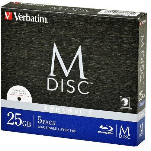 Verbatim DBR25RMDP5V2 BD-R データ用M-DISC 25GB ●生涯保存用ディスク「M-DISC」大切な記録を長く残すために耐久性にこだわったBD-R。生涯保存用ディスク「M-DISC」は、高硬度チタンを採用し、一般的なブルーレイディスクよりも、光・熱・湿度などによる経年劣化に強く、生涯保存・100年以上（※1）データを保存することができる耐久性に優れたハイグレードディスクです。思い出の写真や映像、趣味のデータ、またはビジネスデータの保存に最適です。※1 国際基準規格 ISO／IEC 16963の測定基準に基づく。※ M-DISC対応ドライブでご使用ください。長期保存には、6倍速または4倍速による記録を推奨します。記録したディスクは既存のドライブでも再生が可能です。●高硬度チタン採用・強靭構造で優れた耐久性高強度・高耐久を実現する「チタン」層を追加。チタン層が、ディスクへの水分侵入を強力に防ぎ、熱や湿度変化から記録層を保護し、高精度記録・長期保存を実現します。独自開発のハードコートでキズ・ホコリに強く指紋もキレイに拭き取れます。●ディスクの内径部までインクジェットプリンタ対応なので、オリジナルのディスクが創れます。●パソコンでもレコーダーでも使える地上デジタルで約180分、BSデジタルで約130分、BS/CS 4Kで約90分の録画が可能です。&nbsp;【仕様】容量：25GB倍速：1-6x枚数：5枚ケース：5mmケースレーベル：IJワイド(白)インデックスカード：有りグリーン購入法適合：適合RoHS指令対応：対応保証期間：1年