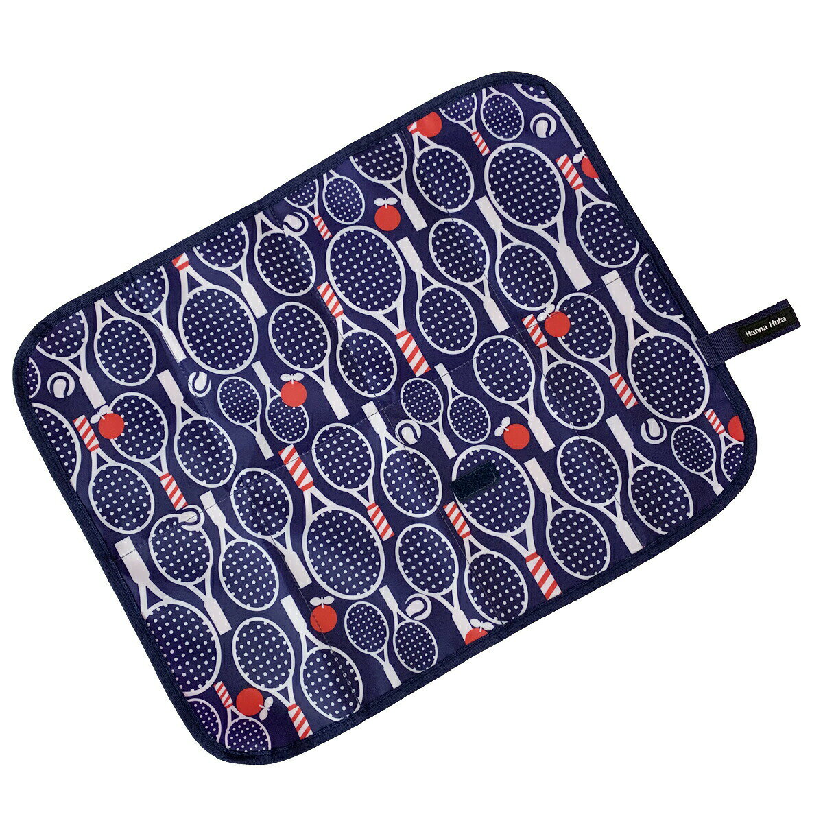 ●コンパクトサイズ。●ワンタッチテープで簡単装着。●撥水加工済み。●さっと拭いてお手入れ。●両側使えます。●荷物置きなどのマルチシートとしてもお使い頂けます。●横52×縦42松吉医科器械｜ HALKARIN’S