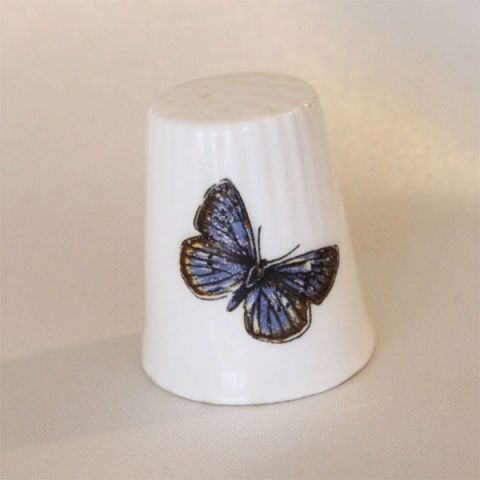 バタフライ　Butterfly　2種の蝶　ロイカーカム　Roy Kirkham　イギリス シンブル 指貫き ヴィンテージ ソーイング アイテム 【中古】