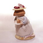 ミセス アップル ケーキ　フィギュリン ブランベリーヘッジ のばらの村のものがたり　Brambly Hedge ロイヤル ドルトン Royal Doulton プレゼント ヴィンテージ 　ブランブリーヘッジ　フィギュア 置物 【中古】 【送料無料】