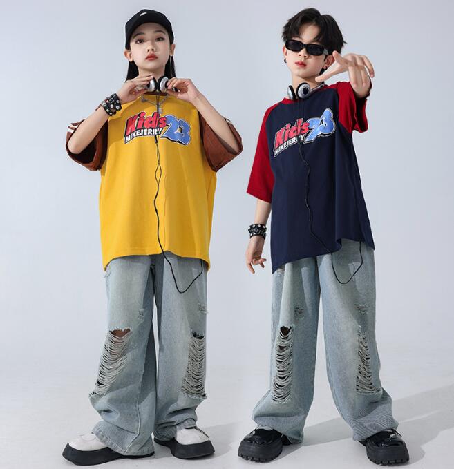 樂天商城 - 半袖Tシャツ デニムパンツ キッズダンス衣装 ゆったりロング丈パンツ ゆったり ヒップホップダンス　女子ダンス衣装 ジャズダンス衣装ダンス キッズhiphopjazzダンス服舞台演出服ステージ演出服　社交ダンス衣装　キッズダンス衣装　コスチューム120cm -180cm