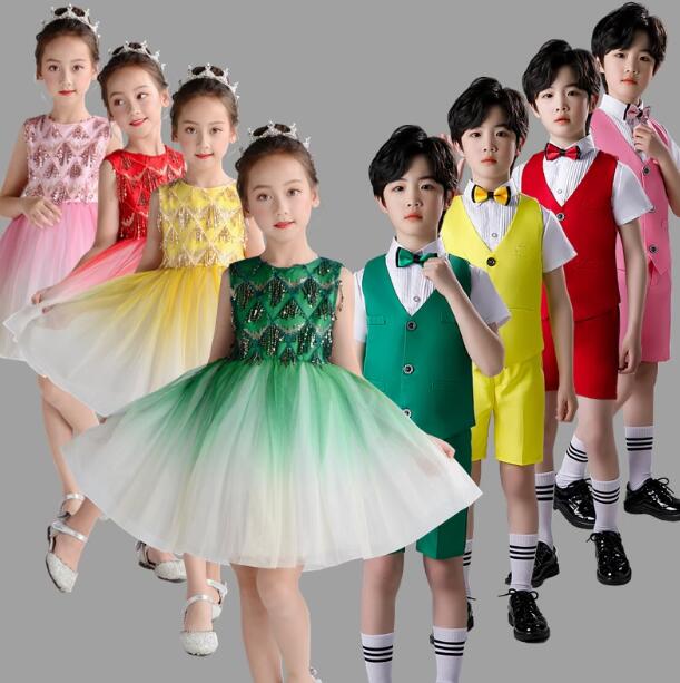 キッズダンス衣装 袖なし ピカピカ スパンコール付き子供ダンス衣装 女の子 男の子大人合唱団団体服 チュールワンピース 半袖シャツ＋ショートパンツ+ベスト蝶ネクタイ付きセット ベスト学園祭イベント舞台ステージ衣装 演出服謝恩会 発表会 演奏会イベント