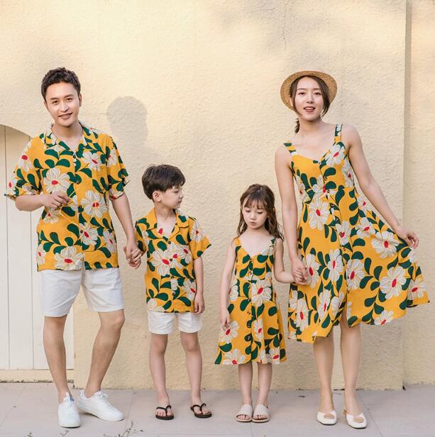 樂天商城 - 親子ペア 家族お揃い衣装黄色 花柄 親子ペアルック ロング丈ワンピース 可愛いドレス親子ペア 夏 パパと息子旅行撮影 結婚式 メンズショートパンツ ワンピース 女の子 男の子カジュアルシャツ開襟シャツ海リゾート旅行お出かけ美品90-160S-3XL