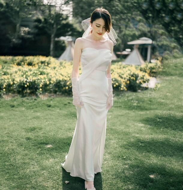 商品名 ウェディングドレス 花嫁 結婚式 白 色 写真色 サイズ XS バスト77　ウエスト60　ヒップ84 S バスト80　ウエスト63　ヒップ87 Mバスト83　ウエスト66　ヒップ90 Lバスト86　ウエスト70　ヒップ93 XLバス...