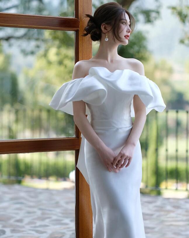 花嫁ドレス ウェディングドレス 森ガール 結婚式 白 パーティー フリル可愛い オフショルダー オフショル ブライダルドレス 前撮り 後撮り 撮影 ロング丈 二次会 かわいい フォトウェディング 成人式 パーティー 発表会 誕生日 演奏会 大きいサイズ ホワイト XS-3XL