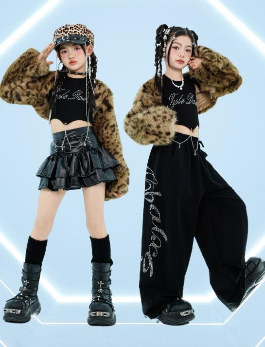 Rakuten - 子供ダンス衣装 ふわふわ ファーコート 女の子 ジャッズダンス衣装子供ダンス衣装 女の子ダンス ジャズダンス衣装 ダンス衣装　長ズボンヒップホップ 衣装 舞台 ステージ衣装 余興 hiphopダンス衣装 学生 結婚式 演出服 舞台服 発表会 団体服 普段着 ジャズダンス HIPHOP