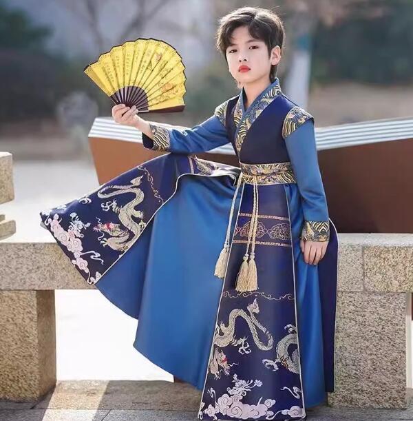Rakuten - 子供漢服 チャイナ風 男の子ロング チャイナドレス 中華服 男の子 チャイナ服 お姫様 可愛い エスニック 中華 コスチューム学園祭 団体服 舞台衣装 ステージ衣装イベント ハロウィン 衣装華流 コスプレ 舞台 ステージ ダンス 衣装 古典 撮影 衣裳 ニ胡 箏 演奏服