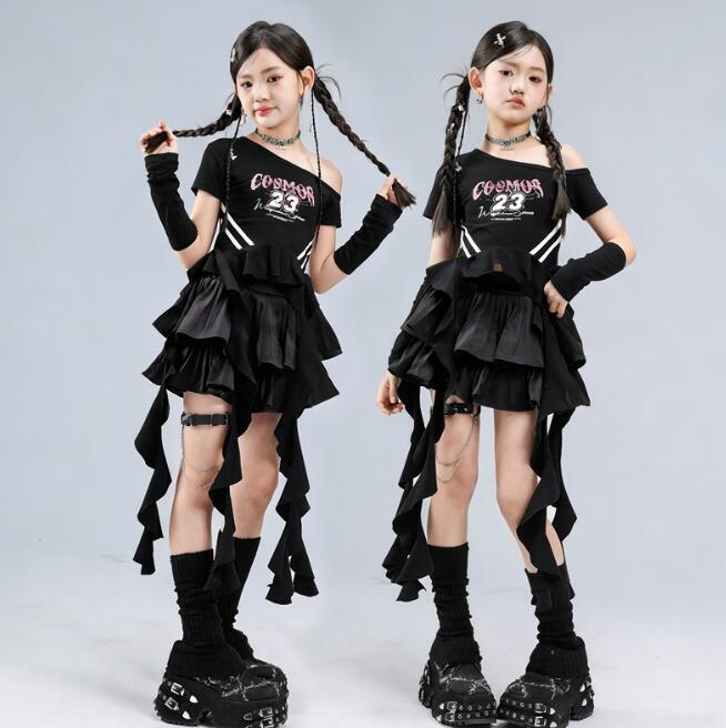 Rakuten - ジャズダンス衣装 子供ダンス衣装 フリル付き ショートスカート 半袖シャツ 子供 女の子 幼稚園 キッズ可愛い hiphop　ヒップホップ 応援服 団体服 運動会 学園祭 入学式 卒業式 イベント ジュニア コスチューム 発表会 舞台演出服 ステージ衣装 普段着 子供の日