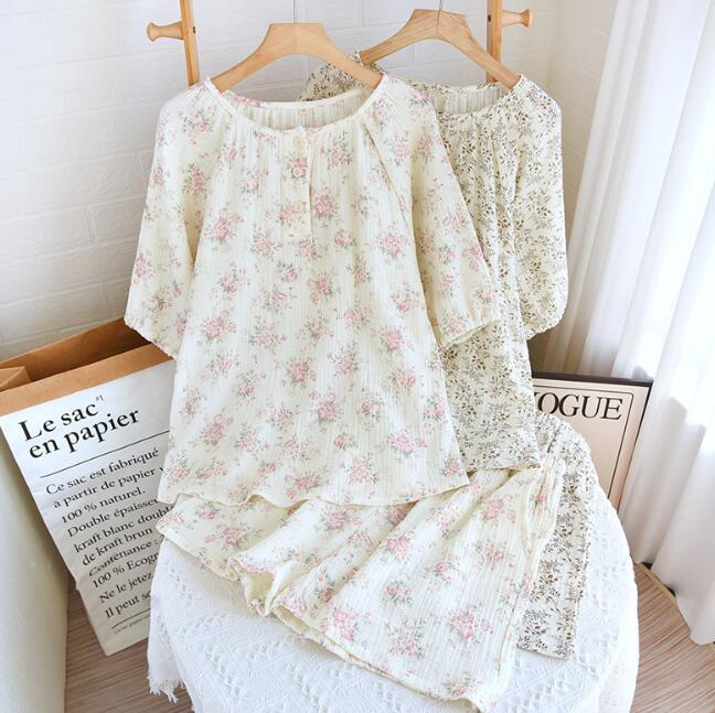 樂天商城 - 夏パジャマ コットン 2色 小花 ガーゼ パジャマ レディースパジャマセット 寝間着 半袖 ショートパンツ夏物 綿　二重ガーゼパジャマ 上下セット ルームウェア ナイトウェア 部屋着 コットン素材 贈り物 プレゼント 誕生日 お祝い ガーゼ 柔らかい M L XL