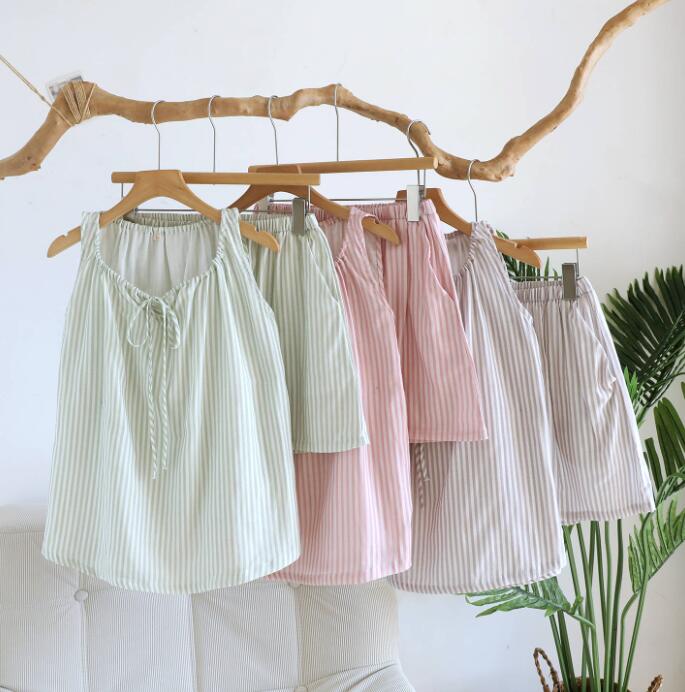 樂天商城 - 夏パジャマ キャミソール コットン 2色 ストライプ柄 ガーゼ パジャマ セット 寝間着 ショートパンツ夏物 綿　二重ガーゼパジャマ 上下セット ルームウェア ナイトウェア 部屋着 コットン素材 贈り物 プレゼント 誕生日 お祝い ガーゼ 柔らかい M L XL