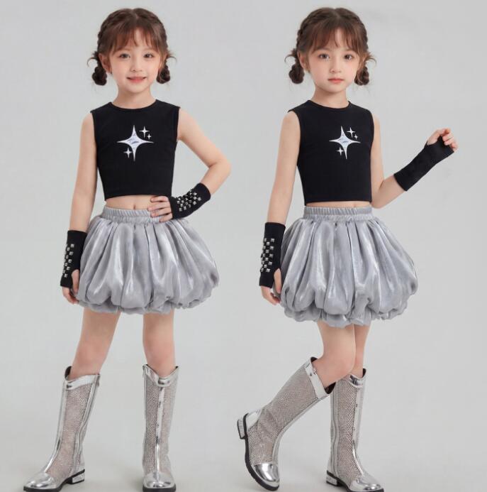 Rakuten - 子供ダンス衣装 ジャズダンス衣装シルバースカート 舞台演出服 ミニパンツ 演出服ダンス衣装 女の子 jazz hiphop かっこいい ダンス衣装 学園祭 文化祭 舞台衣装 シルバー 可愛いチアダンス衣装卒業式入学式イベント運動会110-180cm