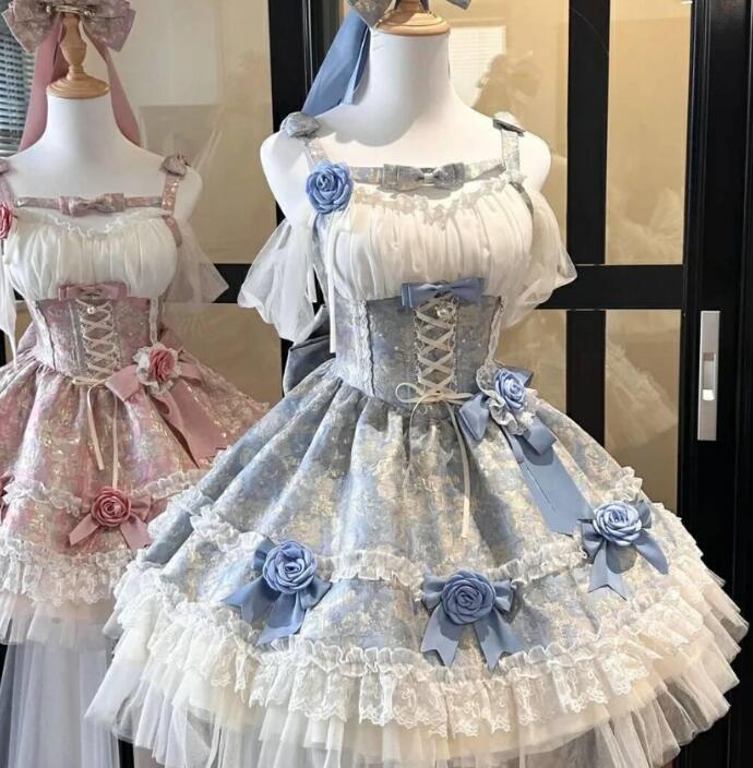 樂天商城 - ワンピース ゴスロリ ロリータワンピース ジャンパースカート ミドル丈 膝丈 お姫系 ロリータドレス 可愛い 裾フリル フラワー付き蝶リボン レース チュール ボリューム ロリータ服 レディース 大人 学生 LOLITA DRESS バラ 薔薇 ローズ モチーフ ブルー ピンク