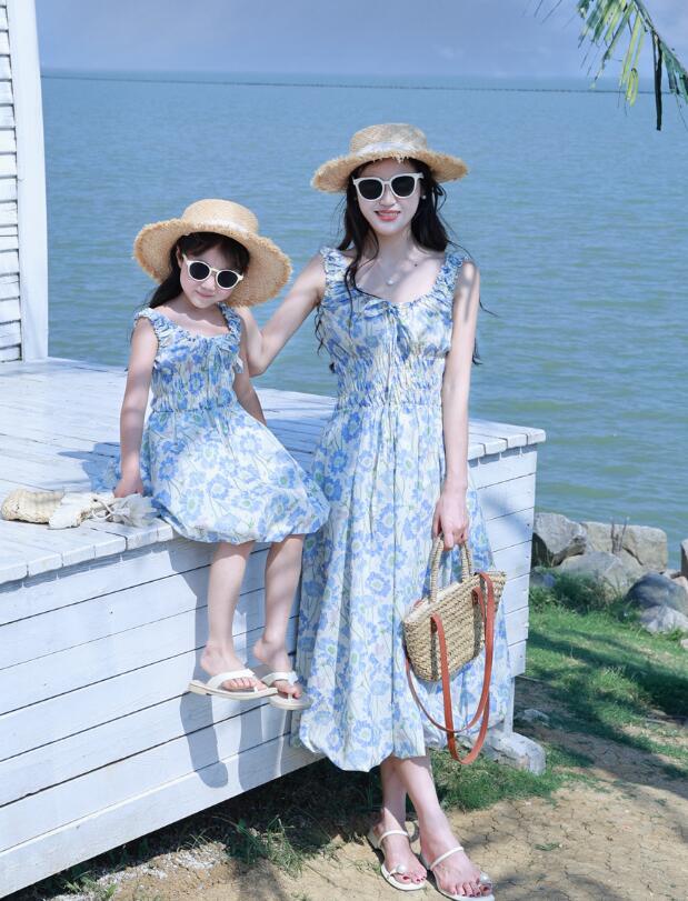 樂天商城 - 花柄ワンピース　袖なしドレス 親子お揃い　ブルー 可愛いドレス女の子ワンピース ママ 親子ペアルック　海旅行 夏服 ドレス 親子 お揃いウエア 旅行 リゾート風 夏服100-150cm S-M