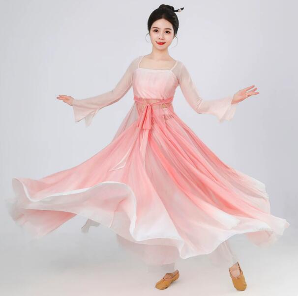 maybe02shopのレディース古典ダンス衣装 ピンク系 舞台ダンス衣装　シフォンスカート 広がる 大きい裾　ふんわり　長袖トップス ラッパ フリル袖 普段着　舞台ダンス衣装　　ラテン/古典/バレエ/ヨガダンス衣装　社交ダンスウェア｜アングル3