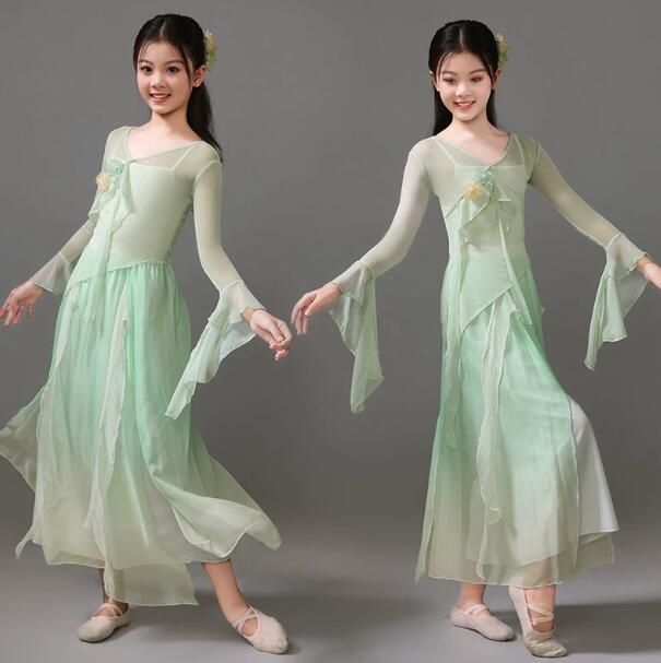 乐天商城 - グリーンダンス衣装 フリルブラウス ダンス衣装 古典 子供ダンス衣装 ラッパ袖 ワンピース ガウチョパンツ 女の子 古典ダンス衣装 舞台ダンス衣装　ふんわり 普段着　舞台ダンス衣装　　ラテン/古典/バレエ/ヨガダンス衣装　社交ダンスウェア120-170
