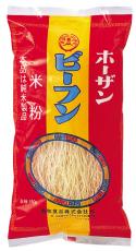 【3袋セット】協　和　ホーザン　ビーフン150g 米穀粉はタイ産長方米を使用しています。焼ビーフンはもちろん、サラダや鍋物にもお使いいただけます。 原材料：米 商品情報 ☆米穀粉は、タイ産長方米を使用しています。 【使用方法】 ☆焼ビーフン・・…熱湯に約2分、又は水で約10〜30分つけて戻します。季節の野菜や豚肉・ムキエビなどと 炒めます。 ☆サラダビーフン…熱湯に5〜10分位つけて好みのかたさに戻します。水で冷やし、よく水切りします。きゅうり・トマトなど季節の野菜やハムなどを添え、マヨネーズ・ドレッシング等て混ぜ合わせます。 ☆鍋ものに ・・… しらたき・はるさめ同様にご利用ください。熱湯に2分つけて戻し、最後の方に入れて下さい。 ★小型宅配便（レターパックプラス）で発送の為、時間指定不可です。