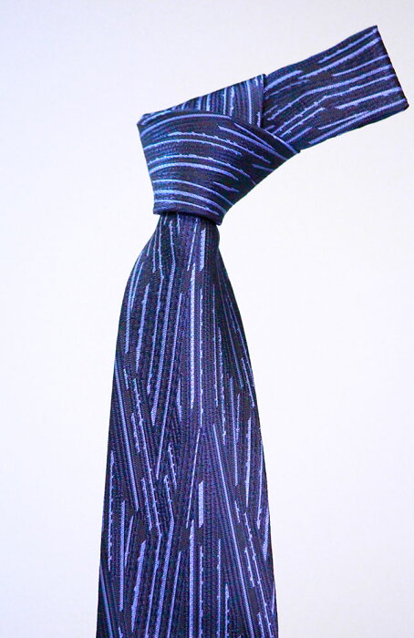 【もらって嬉しい！京都産お取り寄せ品】特選ジャガード織り正絹ネクタイ、人気のあるビンテージのアイビー調/高級感あふれるギフトお奨め品/京都・西陣織の先染めシルク100％ギフトケース付き・生地縫製共に日本製