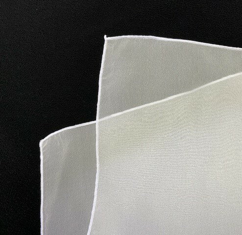 【シルクシフォン　白スカーフ】メロー巻縫製　選べる3サイズ　silk100% 10匁シルクシフォン白生地使用..