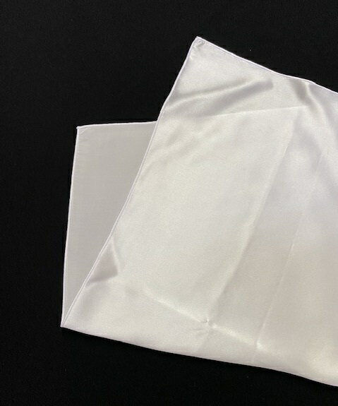 【シルクサテン　白スカーフ】メロー巻縫製　選べる3サイズ　silk100%　結婚式のゲストドレスに向いて..