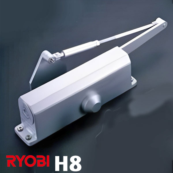 【RYOBI　ドアクローザ H8シリーズ】 H8PV 標準仕様 パラレル型 ■ 左右勝手共用 ■ パワフルなドアクローザ ・専用本体により大型 (重量) ドアを確実に閉鎖・安定して閉鎖速度の制御を実施しました。 ■ 最適な閉じ力の実現 ・ドアのサイズ、重量、環境に応じた最適な閉じ力が得られるトルク調整機能を標準装備しています。 ・トルク調節機能によりドアサイズ DW1500mm〜DW2500mm (140〜350Kg) まで幅広く対応できます。 その他 ■ 当製品は、不良、当社手違い以外の返品は、お受けいたしかねます。 ■ 商品が鍵の場合、現在の錠に適合するか、十分ご確認のうえお買い求めください。 ■ ご不明な点は、お気軽にお尋ねください。 ■ 納期につきましては、ご注文確認後 改めてメールにてご連絡いたします。 ※ 状況により、やむを得ず納期が前後する場合があります。