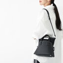 【4/18限定 当選確率1/2 MAX100 POINT BACK ※要エントリー】メゾンマルジェラ Maison Margiela ショルダーバッグ ブラック レディース s56wg0082 p4455 t8013 5AC CLASSIQUE MINI【返品送料無料】【ラッピング無料】